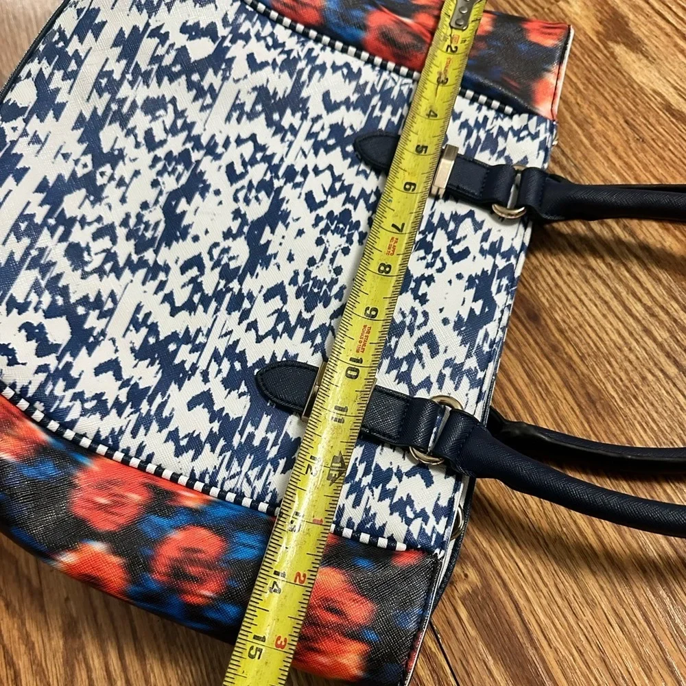 Aldo Blue And White Abstract Poppy Flower Satchel Bag Purse